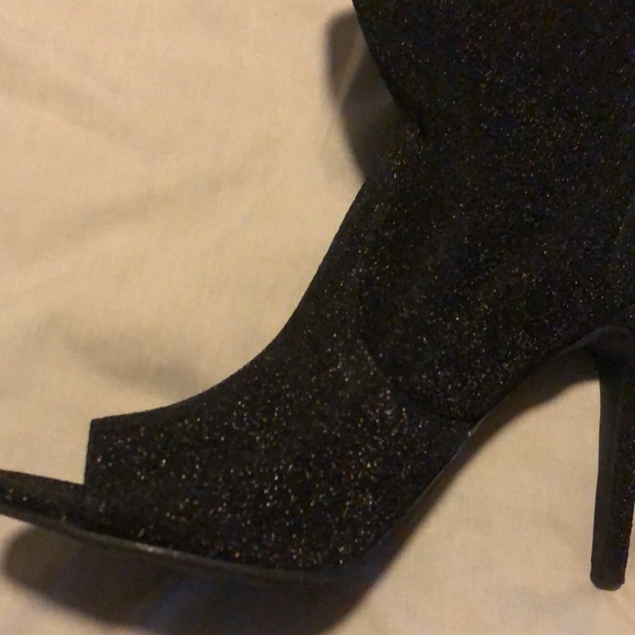 Sparkle cutie booties 🔥 - Picture 6 of 7